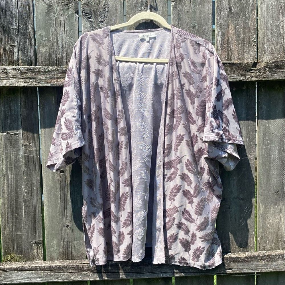 Honey Belle Purple Velour Leaf Kimono | S